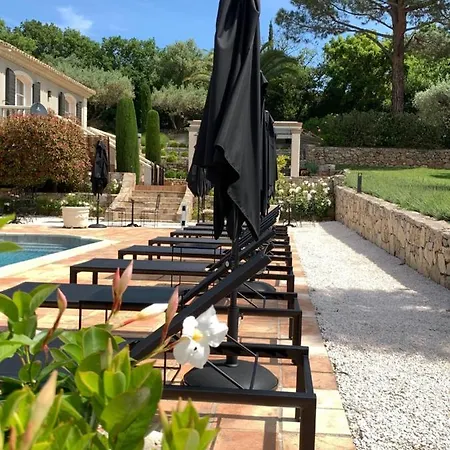 Bastide Sainte Anne Hotel *