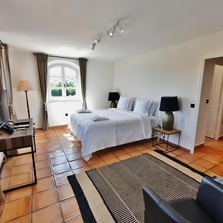 ホテル Bastide Sainte Anne *