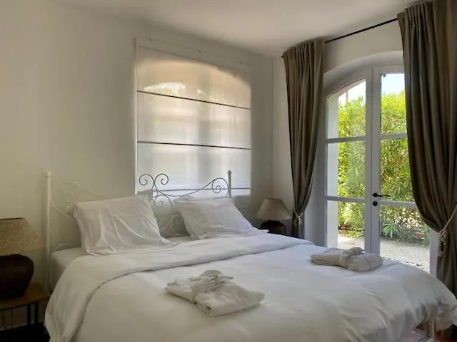 Bastide Sainte Anne Hotel *