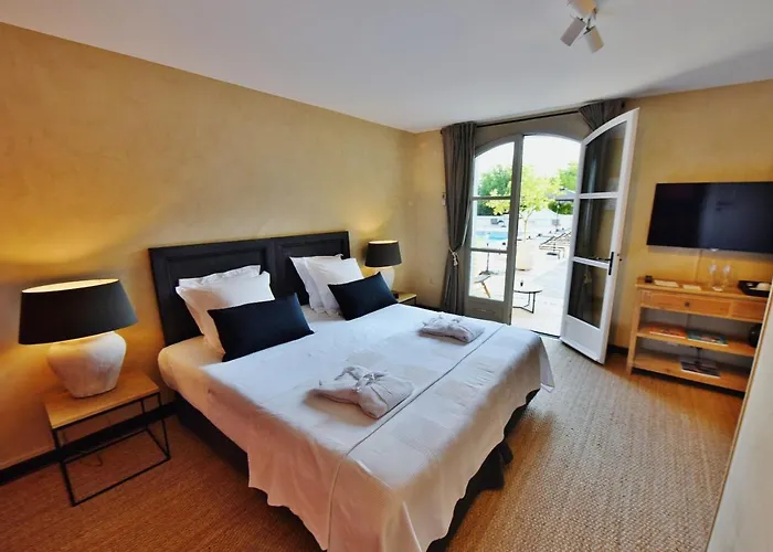 Bastide Sainte Anne Hotel